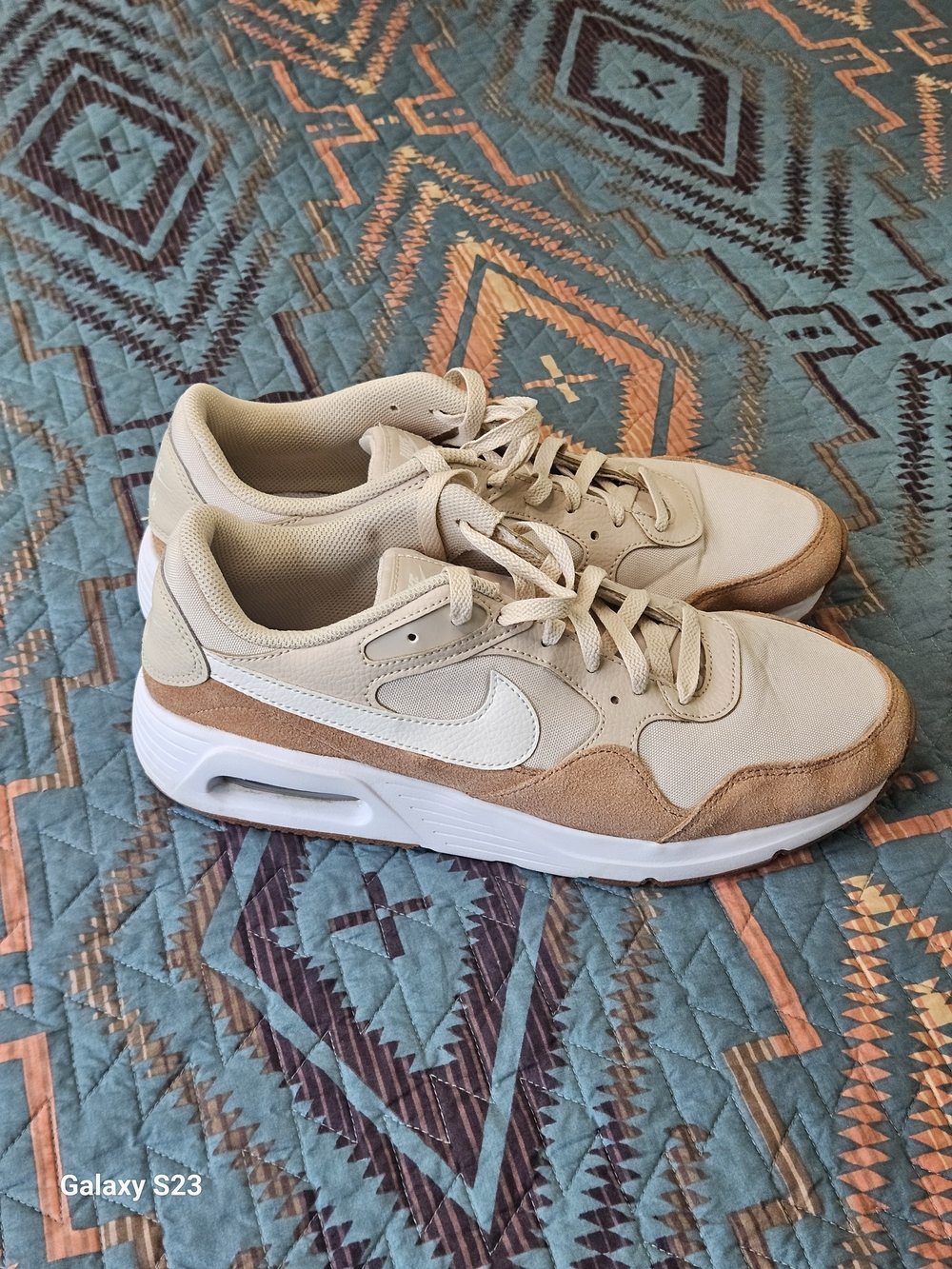 Nike Women’s Beige & Tan Lace-Up Sneakers